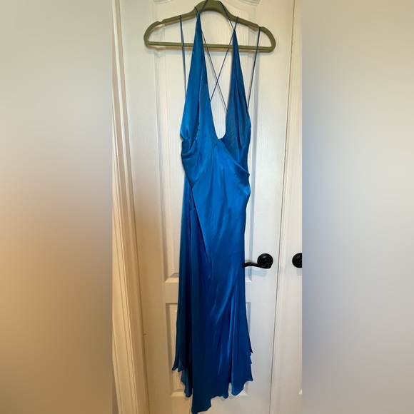 Sau Lee Skyler Plunge Satin Dress - Picture 3 of 4